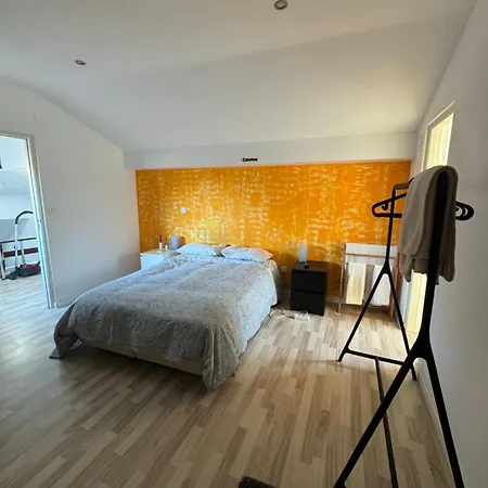 Kika House 아파트 *